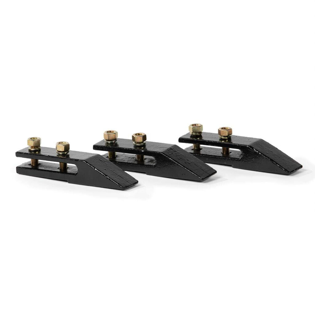 Scratch and Dent, Backhoe Bucket 3-Piece Replacement Tooth Kit